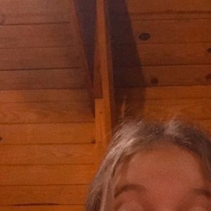 Meet your Posher, Ella